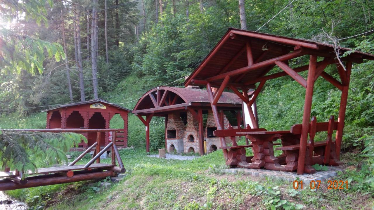 Campsite Casutele Likas